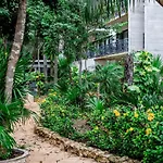 Retreat Pool Gym & Great Location Apartamento Tulum