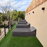 Boho Chic 2Br With Swim-Up Pool Near The Beach