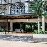 Retreat Pool Gym & Great Location Apartamento Tulum