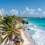 Retreat Pool Gym & Great Location * Tulum