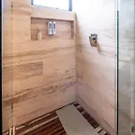 Apartamento Retreat Pool Gym & Great Location *