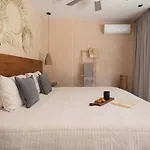 Exclusive 2br Lock-off Huge Terrace & Private Pool Humana *