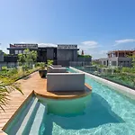 Humana Luxury Private Pool & Huge Terrace Apartment