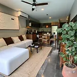 Family 2 Bedrooms Swim Up Tulum