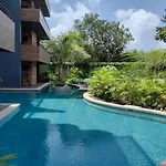 Family 2 Bedrooms Swim Up *
