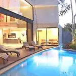 Сasa de vacaciones Designer Luxury With Private Pool Oasis *