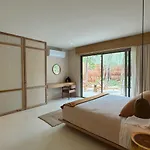 Luxury 3 Bedroom With Private Pool Aflora