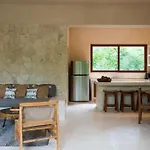 Сasa de vacaciones 3br Jungle Escape With Luxe Plunge Pool- Holistika *
