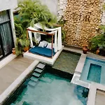 Casa Don Rey - Tulum\'S Largest Mansion - Villa