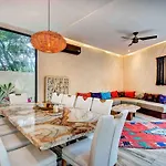 Designer Luxury With Private Pool Oasis Сasa de vacaciones