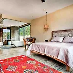 Designer Luxury With Private Pool Oasis Сasa de vacaciones
