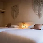 Exclusive 3br Sky Penthouse With Private Rooftop Pool *