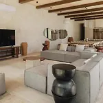 Villa Beachfront Mansion For 24 Guests In Tulum