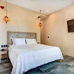 Designer Luxury With Private Pool Oasis Сasa de vacaciones