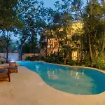Сasa de vacaciones 3br Jungle Escape With Luxe Plunge Pool- Holistika Tulum