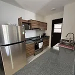 Comfortable 2Br Condo Pool & Gym