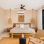 Jungle Penthouse W Sunset Rooftop Private Pool