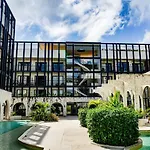 Jungle View Nest Selva Rooftop Beach Club