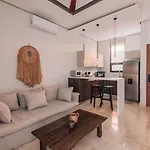 Bt Homes - Tulum, Moderno Cerca Del Mar Con Piscina Y Balcon