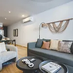 Luxury 2Br Retreat With Private Pool & Spa