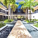 Palais By Luwii