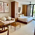 Studio Private Jacuzzi 5 Min From The Beaches