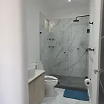 Spacious 2br With 24 7 Security Apartamento