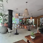 Amplio Estudio Con Balcon Tuk 004