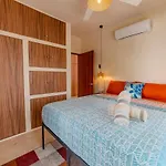 Modern With Pool Fast Wifi Perfect Apartment