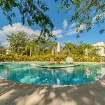 Modern With Pool Fast Wifi Perfect Apartment *