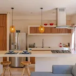 Modern With Pool Fast Wifi Perfect Apartment *