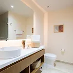 Luxury Penthouse With Private Rooftop Pool Apartamento