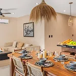 Jungle Penthouse W Sunset Rooftop Private Pool Apartamento