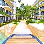 Palais By Luwii