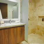 Apartamento Luxury 2br Retreat With Private Pool & *