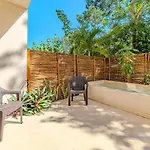 Apartment Modern With Pool Fast Wifi Perfect