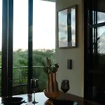 Sky Pool - 4 Guests - Near The