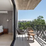 Palais By Luwii