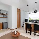 Luna By Luwii Apartamento *