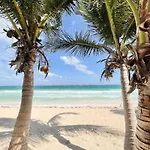 Olas Tulum