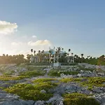 Tulum Beachfront Villa Kiin