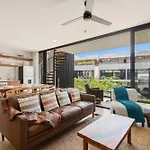 Penthouse With Private Plunge Pool - 2 King Suites