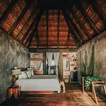 Nomade Temple Hotel Tulum