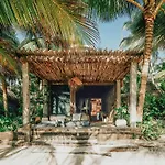 Nomade Temple 4*