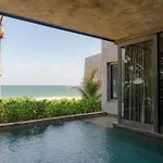 Nomade Temple Hotel
