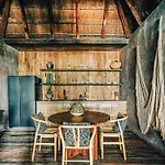 Nomade Temple Hotel