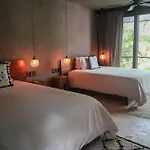 Nomade Temple 4*