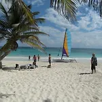 Hotel Playa Xcanan