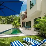 Villa Esperia By Moskito