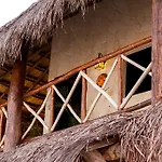 Soles Mayas Pensión *